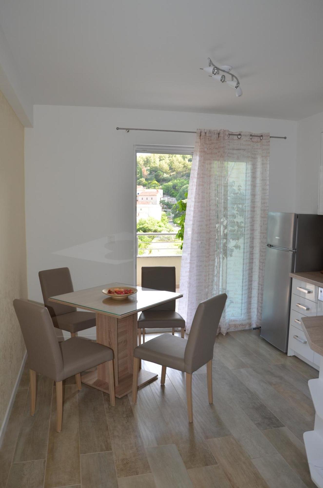 Apartments Lozina Дрвеник Экстерьер фото